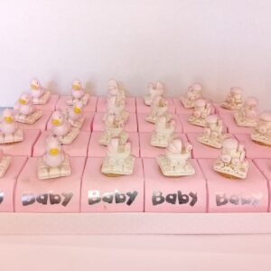 BOMBONIERA ECONOMICA PAPERELLA CARROZZINA TRENINO IDEALE PER BATTESIMO /NASCITA SOGGETTI ASSORTITI IN BOX PORTA CONFETTI 24pz ass