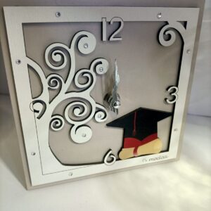 BOMBONIERA LAUREA OROLOGIO CON CAPPELLO E PERGAMENA 223430R