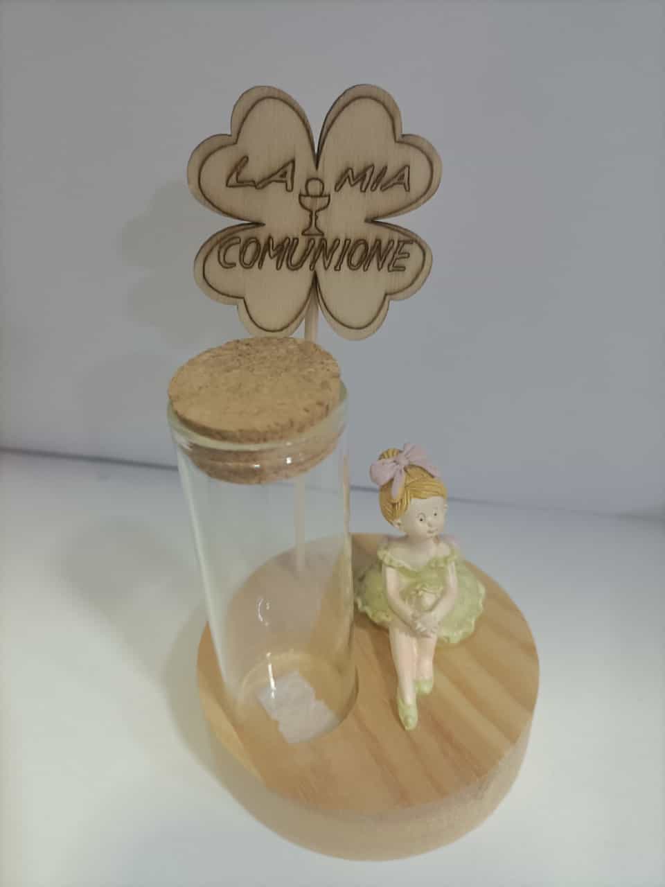 BOMBONIERA COMUNIONME BALLERINA CON BASE LEGNO E PROVETTA VETRO - immagine 2