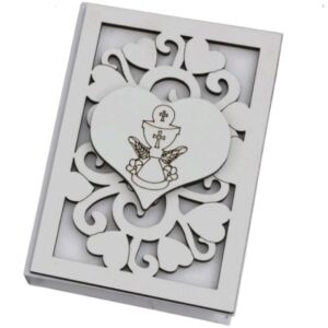 VANGELO IN LEGNO BIANCO CON CALICE E CUORI BOMBONIERA COMUNIONE BIMBO/BIMBA